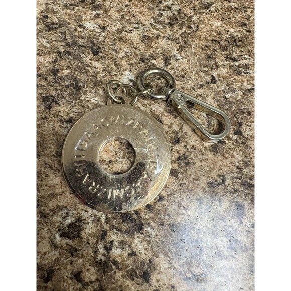 Gold Tone Isaac Mizrahi Keychain-Heavy Round Circle-Designer Keychain or Bag FOB - Picture 6 of 6